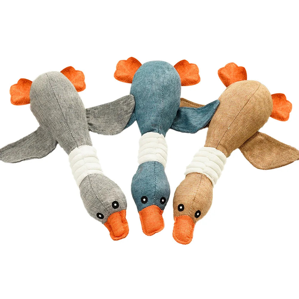 Durable Squeaky Goose Dog Toy – Soft Plush Chew Toy for Play & Teeth Cleaning